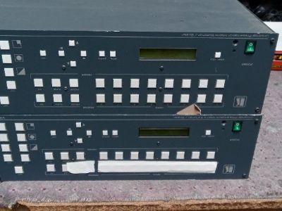 2 Video Seamless Switchers