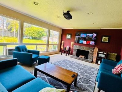 Unfurnished Room for Rent - Private Bedroom, Big House, Huge Yard, No Chores:)