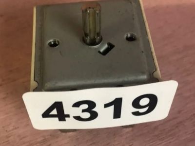 Whirlpool Range Infinite Switch   Part# 8522405  50.55073.045
