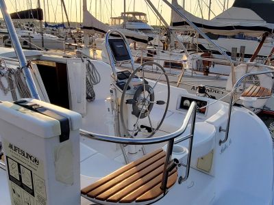 2006 Hunter 31