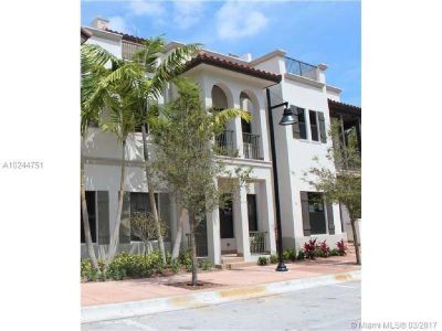 BEAUTIFUL 3 LEVEL UPGRADED TOWN HOUSE IN THE VIBRANT AND SELECT COMMUNITY OF DOWTOWN DORAL!!!