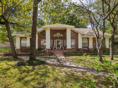 4 Bedroom 3BA 2881 ft Single Family Home For Sale in LUFKIN, TX