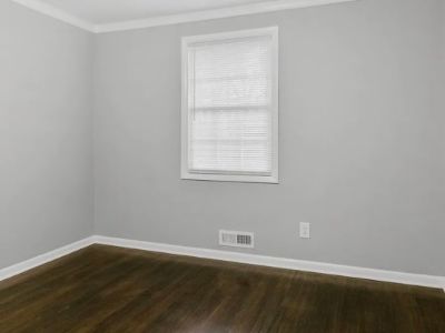 Private room with shared bathroom in House with , Cherry Hill , NJ 08002