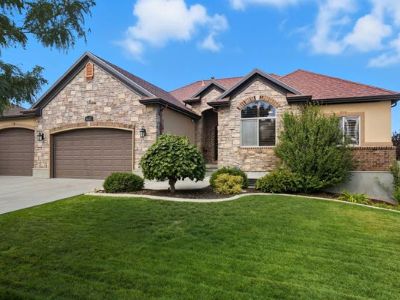 4 Bedroom 4BA 3629 ft Single Family Home For Sale in WEST JORDAN, UT