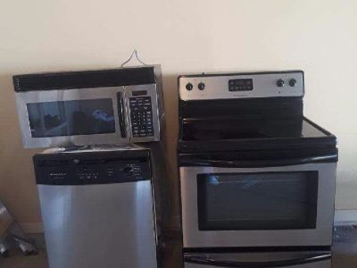 Oven, Microwave, and Dishwasher