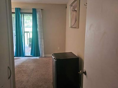 Shared room with ensuite in a Studio, Laguna Niguel, CA 92677