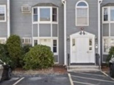 2 Bedroom 1BA 854 ft Apartment For Rent in Lowell, MA