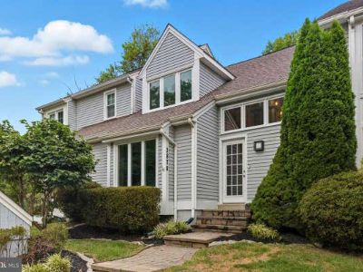 2 Bedroom 4BA 1436 ft Townhouse For Sale in FAIRFAX, VA