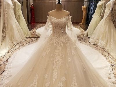 Kayla's A Line Lace Tulle Wedding Gown With Cap Sleeves