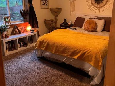 Private room with own bathroom in a House with 2 roomies, Bellvue, CO 80512