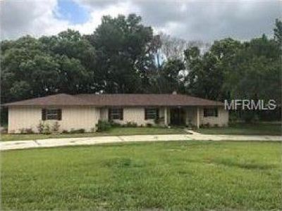 perfect for entertaining any size crowd unique property very large