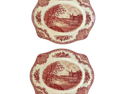 Mid-20th Century Johnson Brothers Historic Old Britain Castles Oval Serving Platters - Set of 2