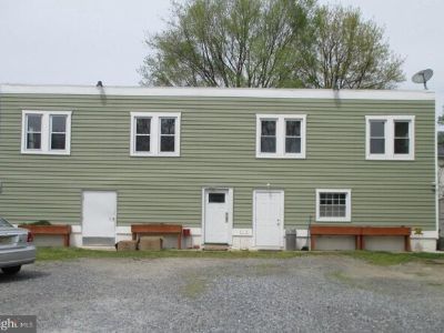 Shell Rd Apt B, Carneys Point, Flat For Rent