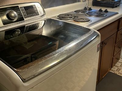Comfort Ranch (Has a House). Room in the 1 Bedroom 1BA House For Rent