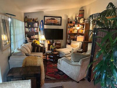 Private room with own bathroom in an apartment with 1 roomie