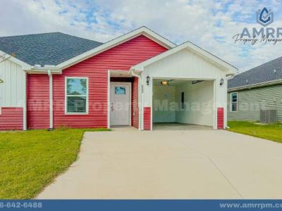 3 Bedroom 2BA 1445 ft Pet-Friendly Apartment For Rent in Oronogo, MO