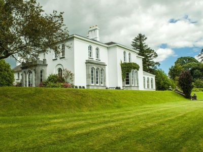 Country House Hotels Ireland - Hanalei Bay Villas