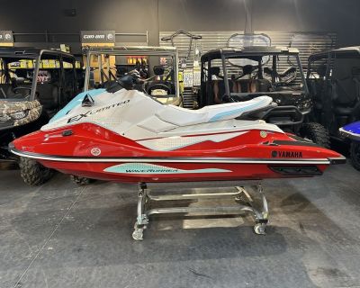 2024 Yamaha Waverunners EX Limited