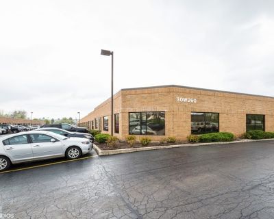 1900 ft Commercial Property For Rent in Warrenville, IL