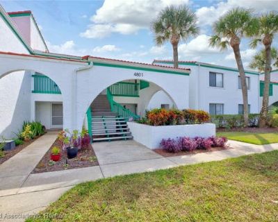 2 Bedroom 2BA 983 ft Furnished Condominium For Sale in SEBRING, FL