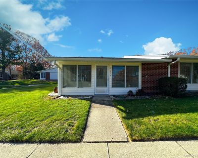 2 Bedroom 1BA 875 ft Condo For Sale in Ridge, NY