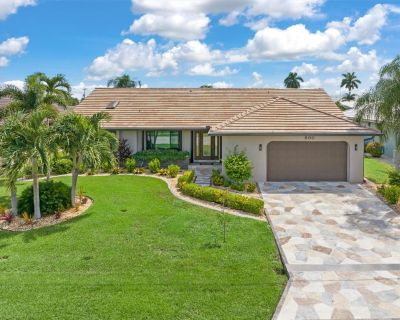 3 Bedroom 2BA 2135 ft Single Family House For Sale in Punta Gorda, FL