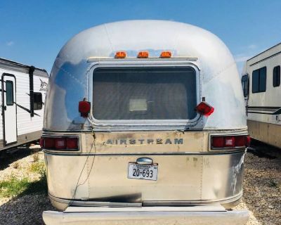 No leaks Airstream Excella trailer 31ft