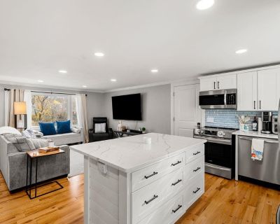 3 Bedroom 1BA 1284 ft Condo For Sale in Dover, NH