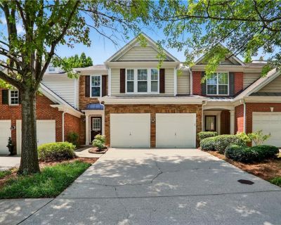 3 Bedroom 2BA 1740 ft Townhouse For Rent in Roswell, GA