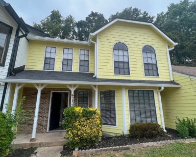 3 Bedroom 2.5BA 1616 ft House For Rent in DeKalb County, GA