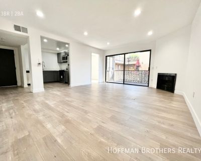 3 Bedroom 2BA Pet-Friendly Apartment For Rent in Valley Village, CA
