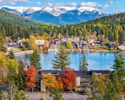 2 Bedroom 2BA 1280 ft Condo For Sale in Bigfork, MT