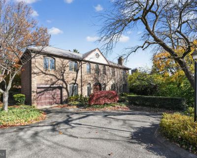 3227 Ellicott Street NW. Property for Rent in Washington, DC for $7,750 with 4 bedrooms and 3 full baths, 1 half bath. This 2,675 square foot property was built in 1979 on a lot size of 0.26.. Where luxury meets lifestylewelcome to your Forest Hills retreat. Welcome to 3227 Ellicott Street NWa stunning, fully renovated 4-bedroom, 3.5-bath detached home with a private deck and garage, perfectly ...