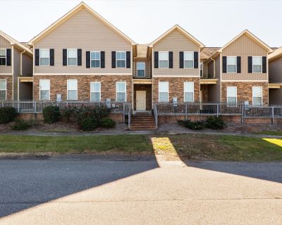 3 Bedroom 2BA 1687 ft Townhouse For Sale in North Augusta, SC