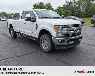 2017 Ford F-350 Super Duty 4X4 Lariat 4DR Supercab 6.8 FT. SB SRW Pickup