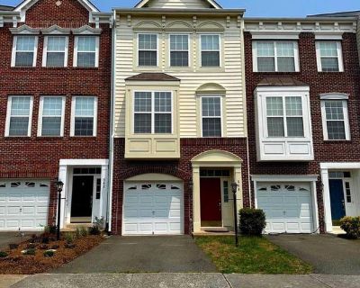 2 Bedroom 2BA 1803 ft Apartment For Rent in Leesburg, VA