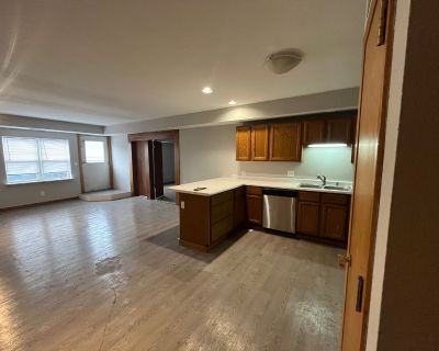 3 Bedroom 3BA Pet-Friendly Apartment For Rent in Wauwatosa, WI