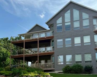 3 Bedroom 2BA 2402 ft Single Family Home For Sale in SPIRIT LAKE, IA