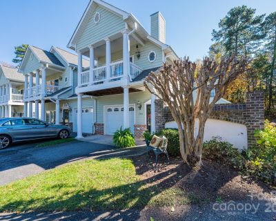 2 Bedroom 2BA 1185 ft Condo For Sale in Hickory, NC