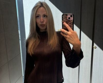 $2,000 /month. Age: 22 * Any pets?: No * Occupation: Professional * Gender: Female. Non-smoking room preferred. Pets are fine. Females preferred. Age preference: 20 - 29. Looking in: Berkeley , Contra Costa County , Daly City , Fremont , Hayward , Mountain View , North Bay , Oakland , Palo Alto , Redwood City , San Francisco , San Mateo , Santa Clara , South San Francisco , Sunnyvale. I am a pr...