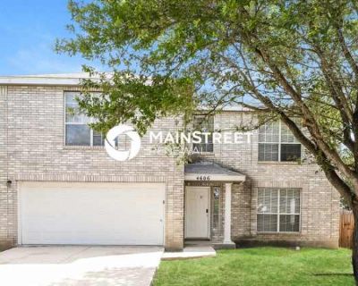 4 Bedroom 2.5BA 2424 ft Pet-Friendly Apartment For Rent in Bexar County, TX