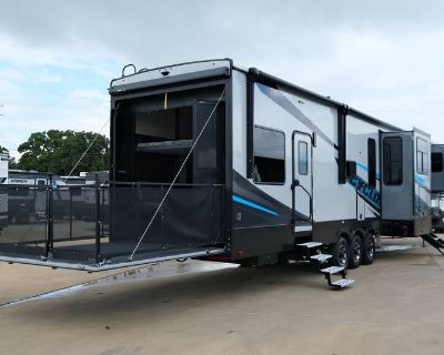 2024 Heartland Cyclone 4008 For Sale by Dealer in Kennedale, Texas