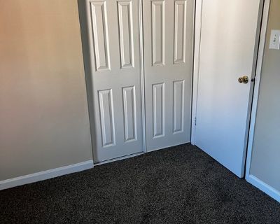 $700 per month room to rent in Princeton Estates