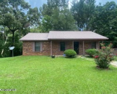 3 Bedroom 2BA 1047 ft Single Family House For Sale in Holly Springs, MS