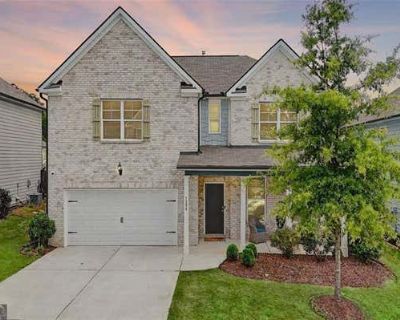 4 Bedroom 3BA 2371 ft Single Family Home For Sale in JONESBORO, GA