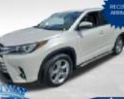 Used 2019 Toyota Highlander Limited