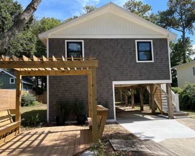 2 Bedroom 1BA 0 ft Apartment For Rent in Kill Devil Hills, NC