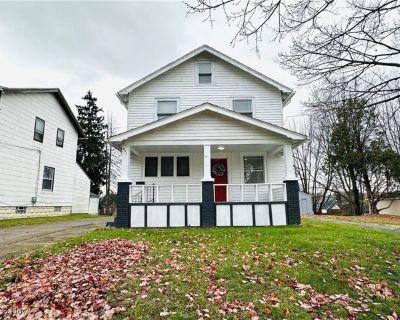 4 Bedroom 1BA 1598 ft W For Sale in Youngstown, Ohio