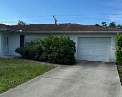 3 Bedroom 2BA 1707 ft Duplex For Sale in VENICE, FL