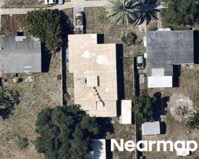 2 Bed 1.5 Bath Foreclosure Property in Hollywood, FL 33020 - Thomas St